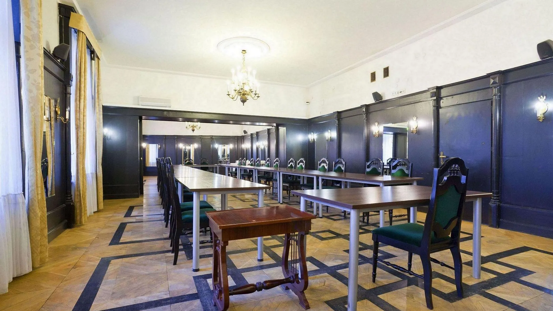 Hotel Royal Krasków
