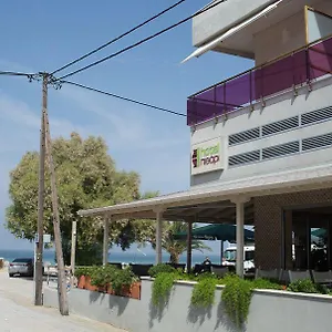 επισκεφθείτε το ξενοδοχείο